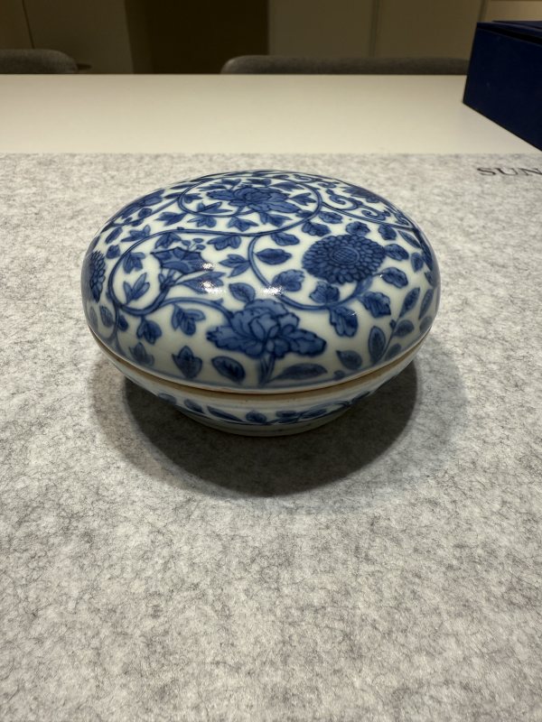 明萬歷 青花花卉紋印盒 - 图3