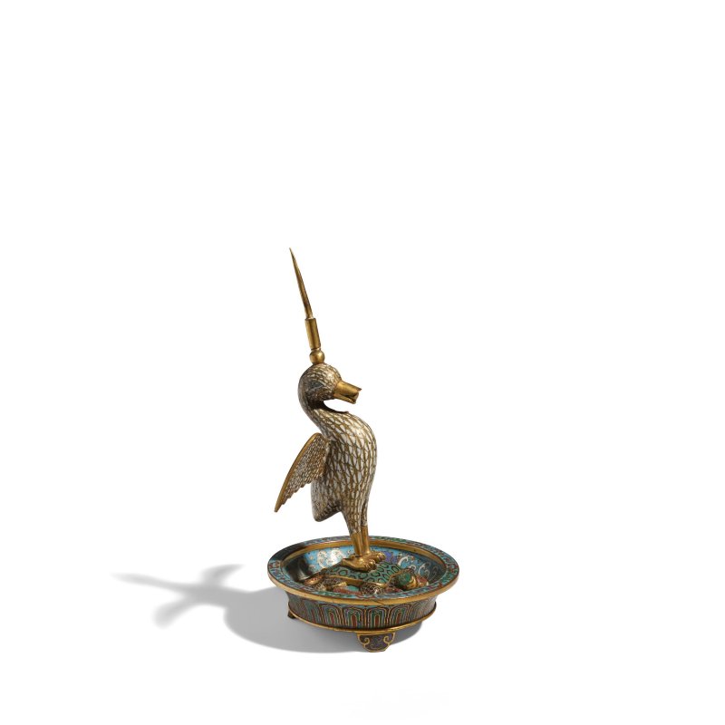 清乾隆 掐絲琺琅海宴河清燈臺 | A CLOISONNÉ ENAMEL 'BIRD AND TORTOISE' PRICKET CANDLESTICK - 图6