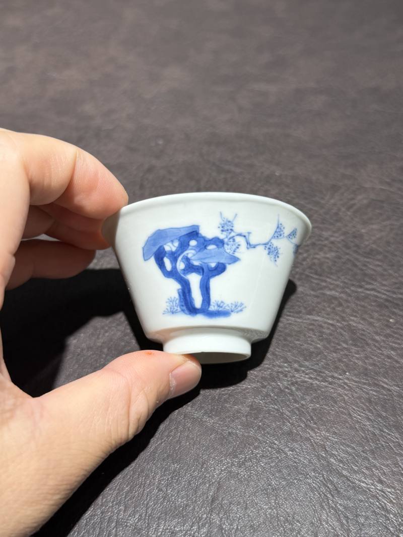 清康熙 青花三娘教子图杯 - 图4