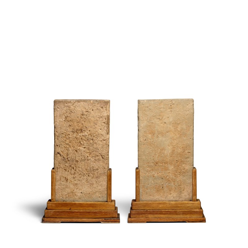 宋 侍女侍從陶磚成對 | A PAIR OF MOLDED 'ATTENDANT' POTTERY PANELS - 图5