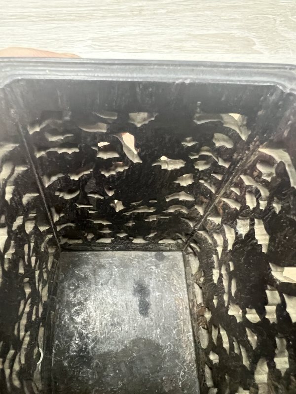 清 紫檀透雕寶相花紋方形筆筒 - 图8