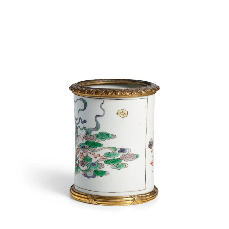 清康熙 五彩魁星點斗圖小筆筒 裝鎏金銅邊飾 | A FAMILLE-VERTE 'KUIXING' BRUSHPOT - 图3