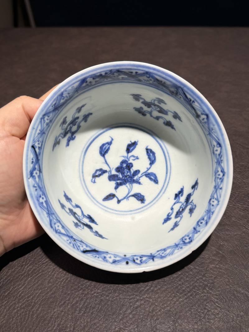 明永乐 青花缠枝莲纹宫碗 - 图6