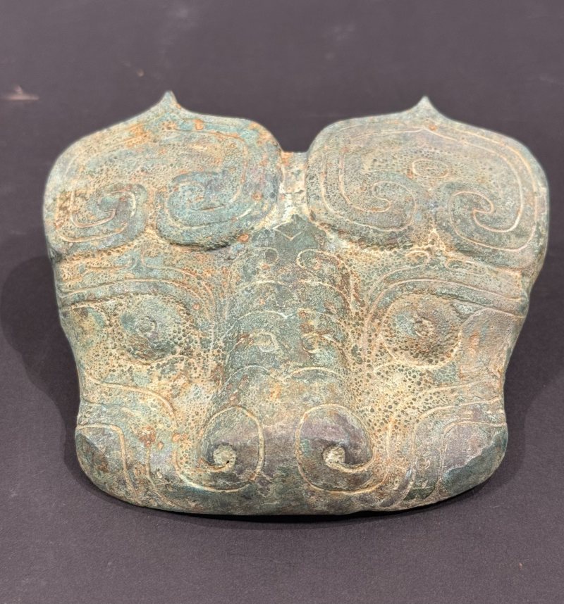 銅質大型饕餮紋獸面 - 图3
