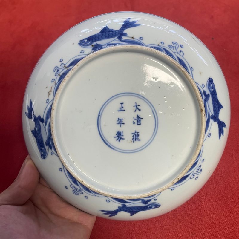 清雍正 青花仕女婴戏图盘一对 - 图10