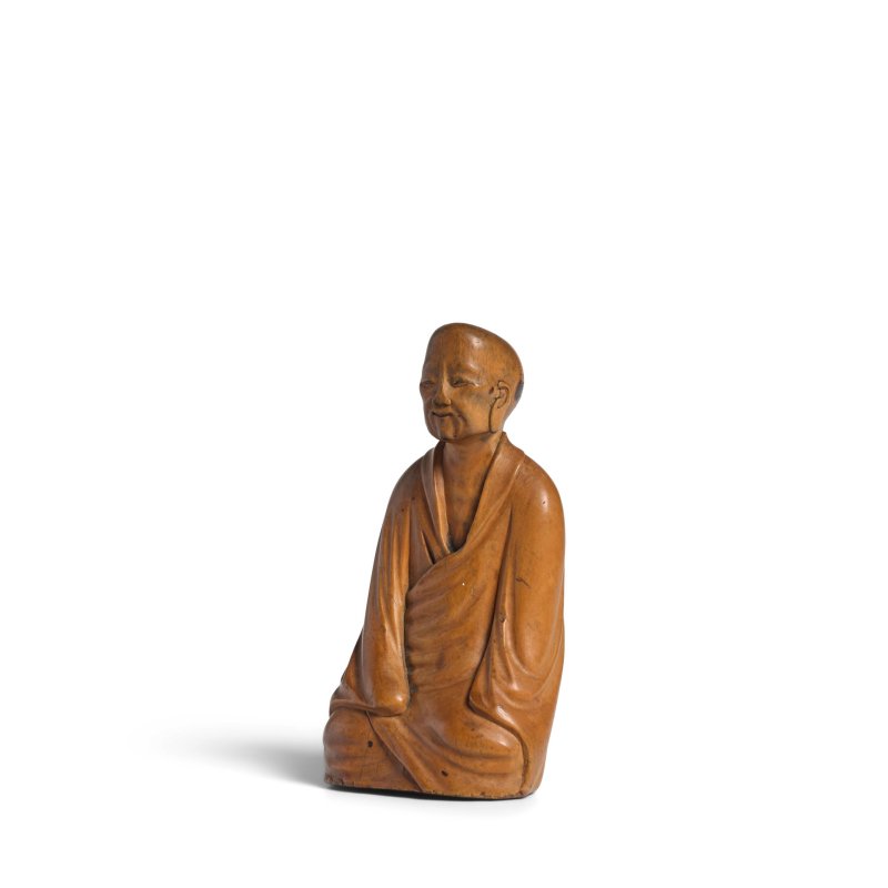 十八/十九世紀 黃楊木雕僧坐像 及 | A BOXWOOD CARVING OF A SEATED MONK AND 'PALM PRINT' PHOTO FRAME - 图6