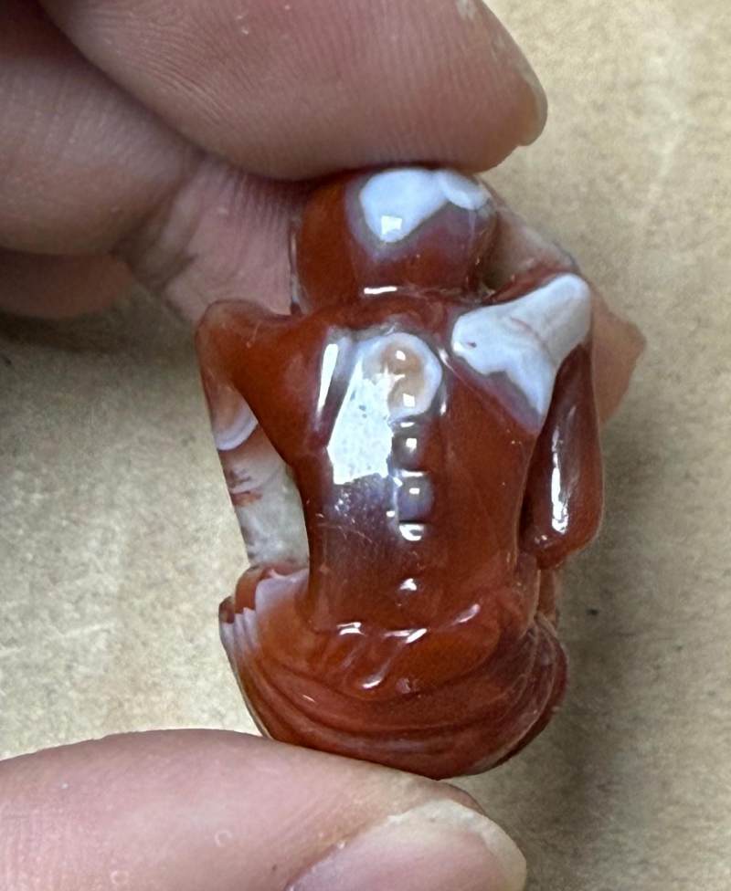 明 瑪瑙俏雕羅漢、童子 二件 - 图4