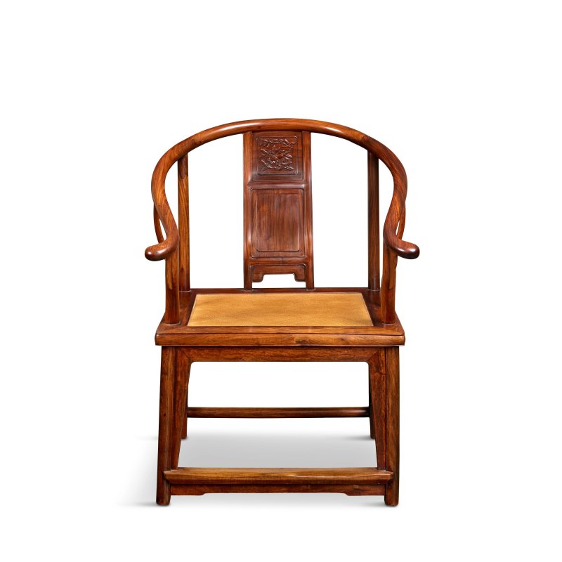 十八世紀 黃花梨圈椅 | AN IMPOSING HUANGHUALI HORSESHOE ARMCHAIR, QUANYI - 图10