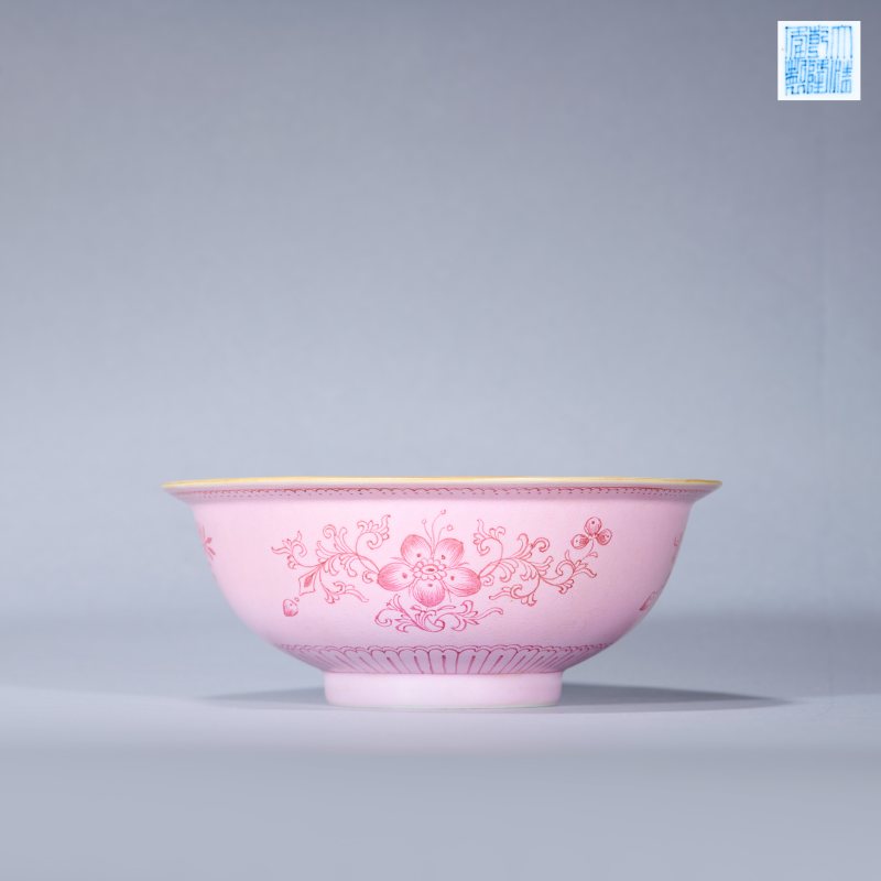 清乾隆 胭脂彩折枝花卉纹折沿碗 - 图1