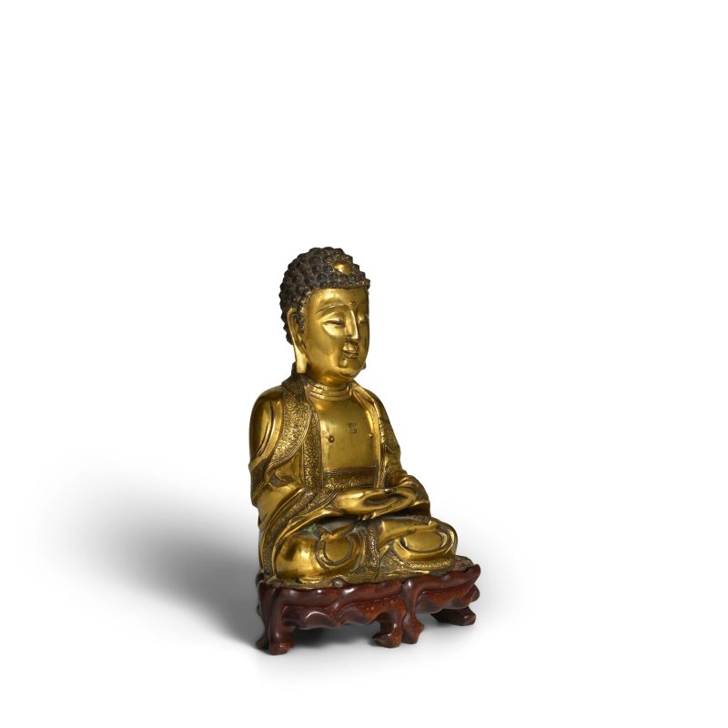 明十六/十七世紀 鎏金銅阿彌陀佛坐像 | A GILT-BRONZE FIGURE OF AMITABHA BUDDHA - 图2