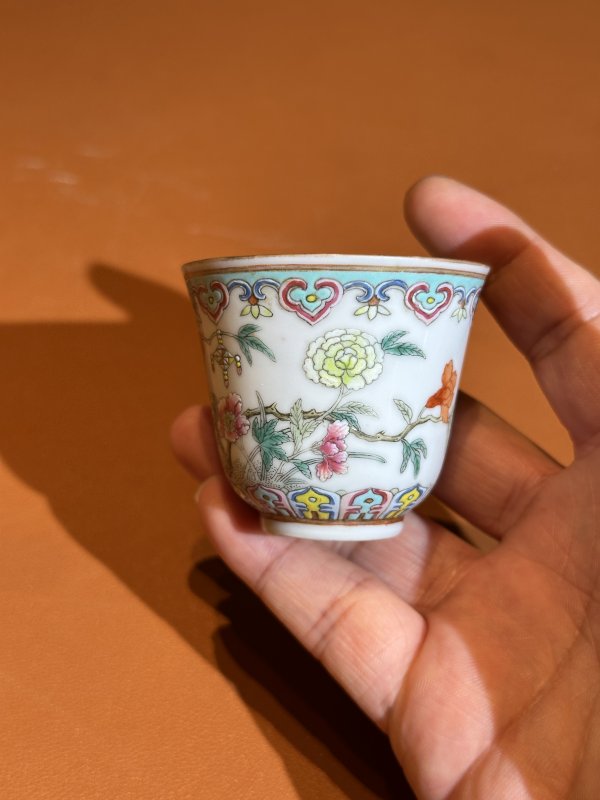 清光绪 粉彩艾叶灵符纹杯 - 图4