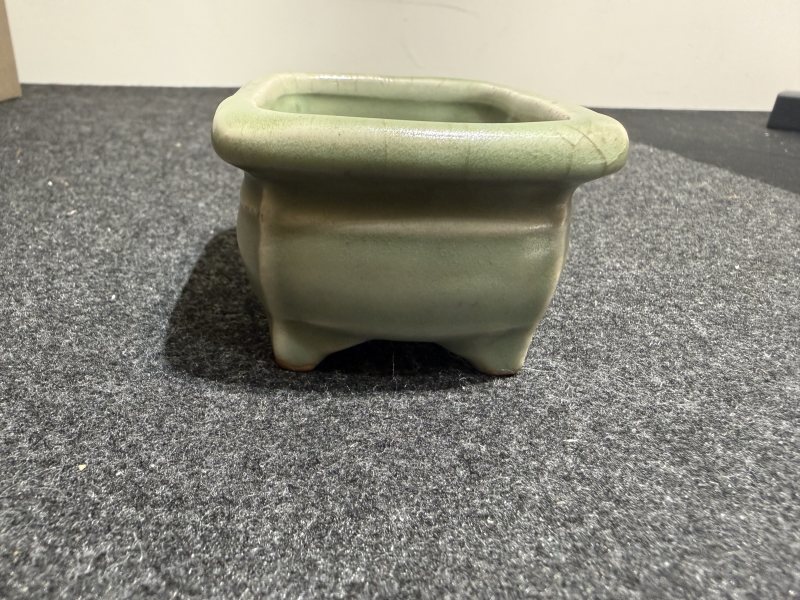 龍泉窯青釉小方爐 - 图4