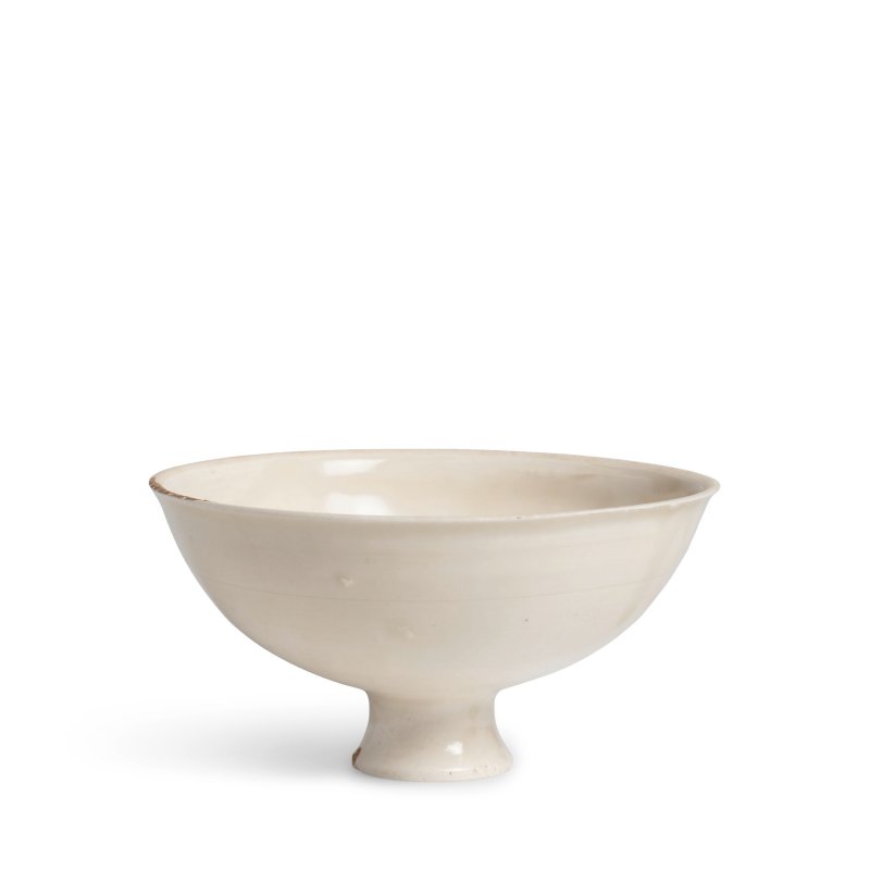 宋 定窯白釉高足碗 | A DING WHITE-GLAZED STEM BOWL