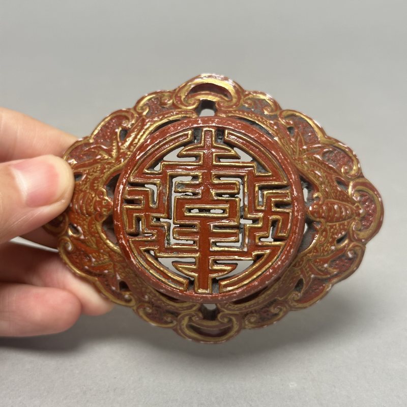 清晚期 珊瑚红釉香囊 - 图4