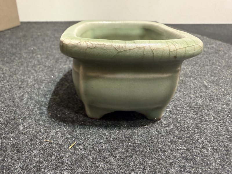 龍泉窯青釉小方爐 - 图5
