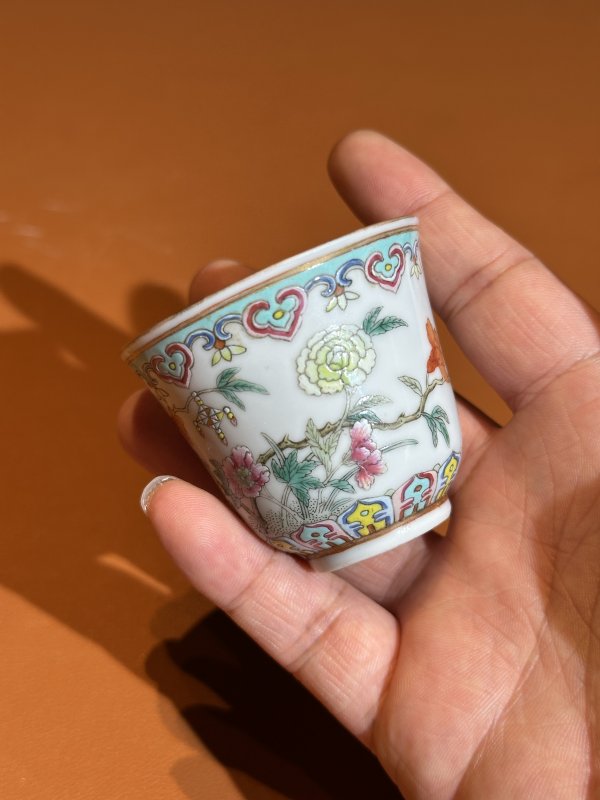 清光绪 粉彩艾叶灵符纹杯 - 图7