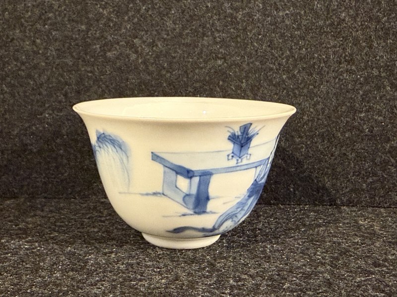 清康熙 青花仕女圖小杯 - 图5