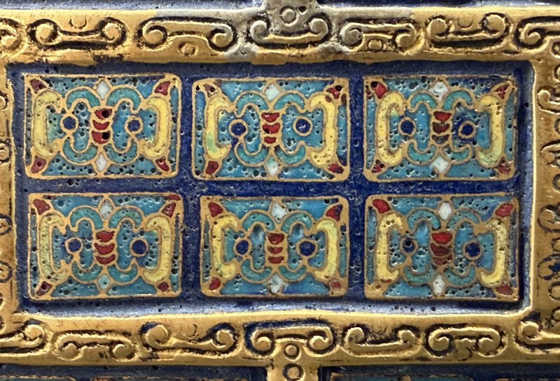 銅制鎏金掐絲琺瑯彩扁壺 - 图4