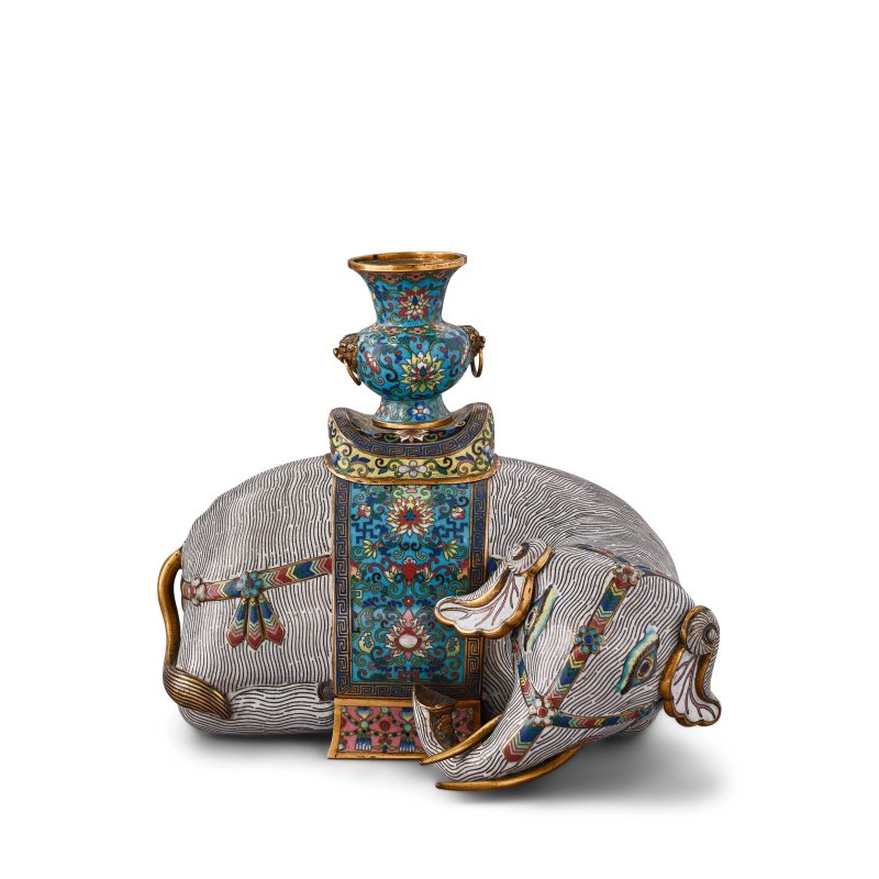 十九世紀 掐絲琺琅太平有象擺件 | A CLOISONNÉ ENAMEL FIGURE OF A RECUMBENT ELEPHANT
