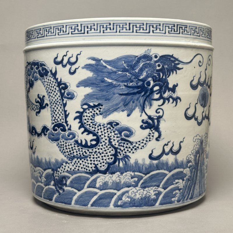 清光绪 青花双龙赶珠纹香炉 - 图2