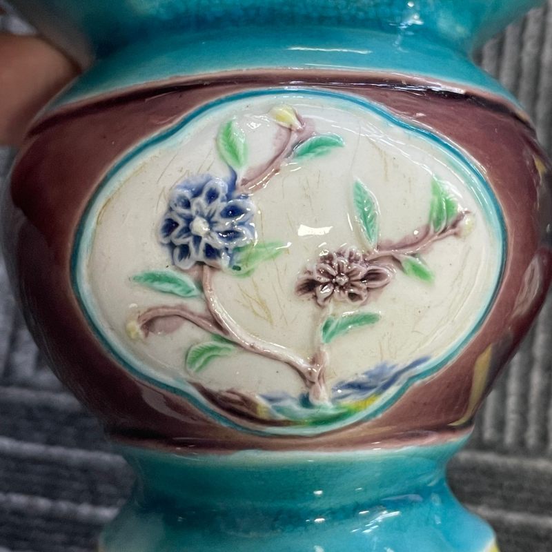 清晚期 素三彩寿桃纹花篮形壁瓶一对 - 图16