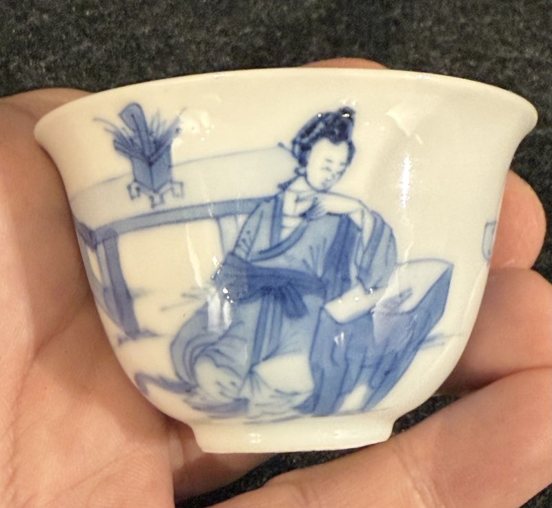 清康熙 青花仕女圖小杯 - 图6