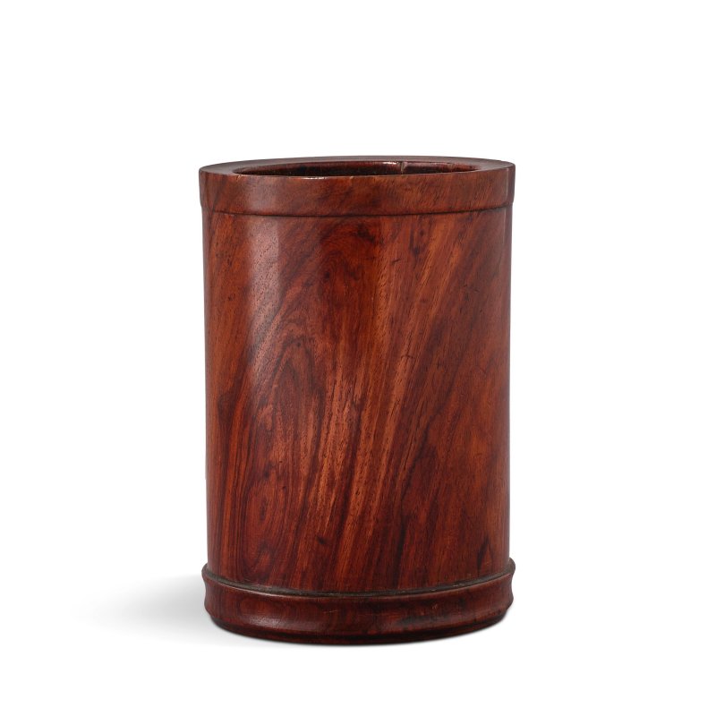 十八世紀 黃花梨小筆筒 | A SMALL HUANGHUALI BRUSHPOT, BITONG - 图1