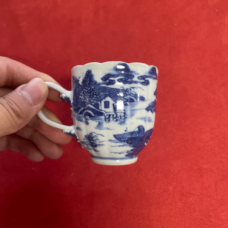 清乾隆 青花山水楼阁图杯 碟 壶一套 - 图16