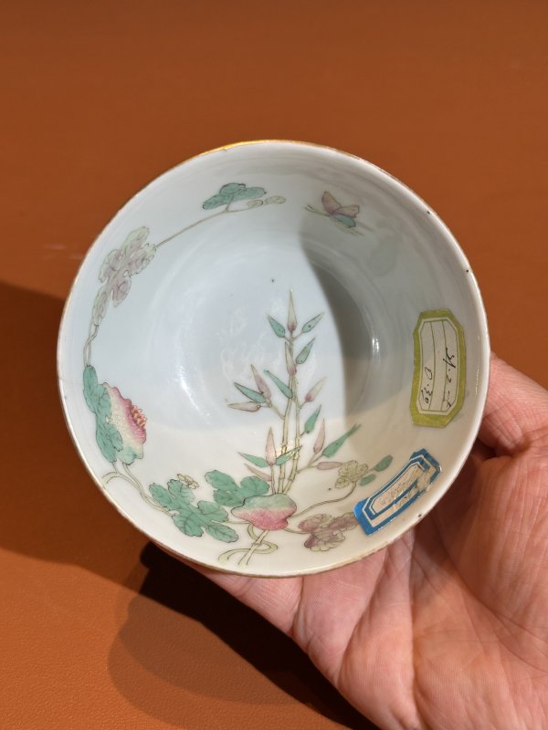 清光绪 粉彩过枝癞瓜纹茶圆 - 图7