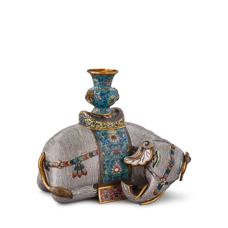 十九世紀 掐絲琺琅太平有象擺件 | A CLOISONNÉ ENAMEL FIGURE OF A RECUMBENT ELEPHANT - 图5