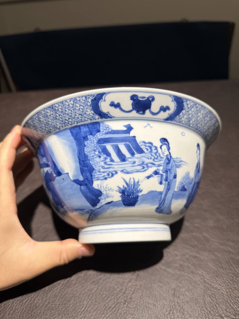 清康熙 青花人物图大碗 - 图3