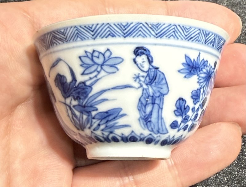 清康熙 青花仕女圖杯碟兩套及青花仕女圖杯一件 - 图6