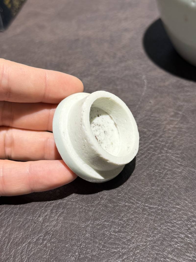 明 甜白釉嘟噜罐 - 图7