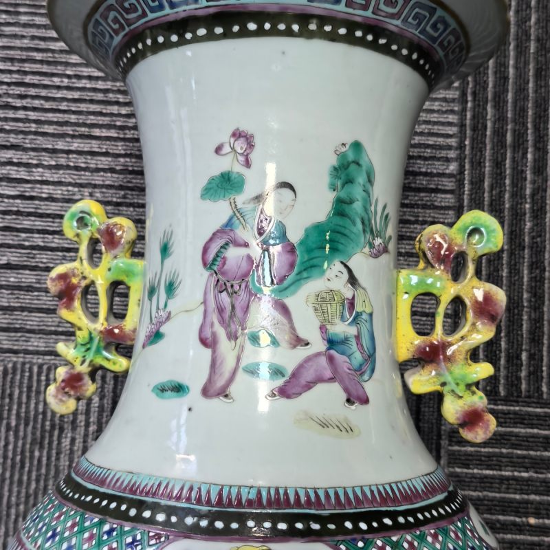 清晚期 粉彩群仙祝寿双耳花口大瓶一对 - 图11