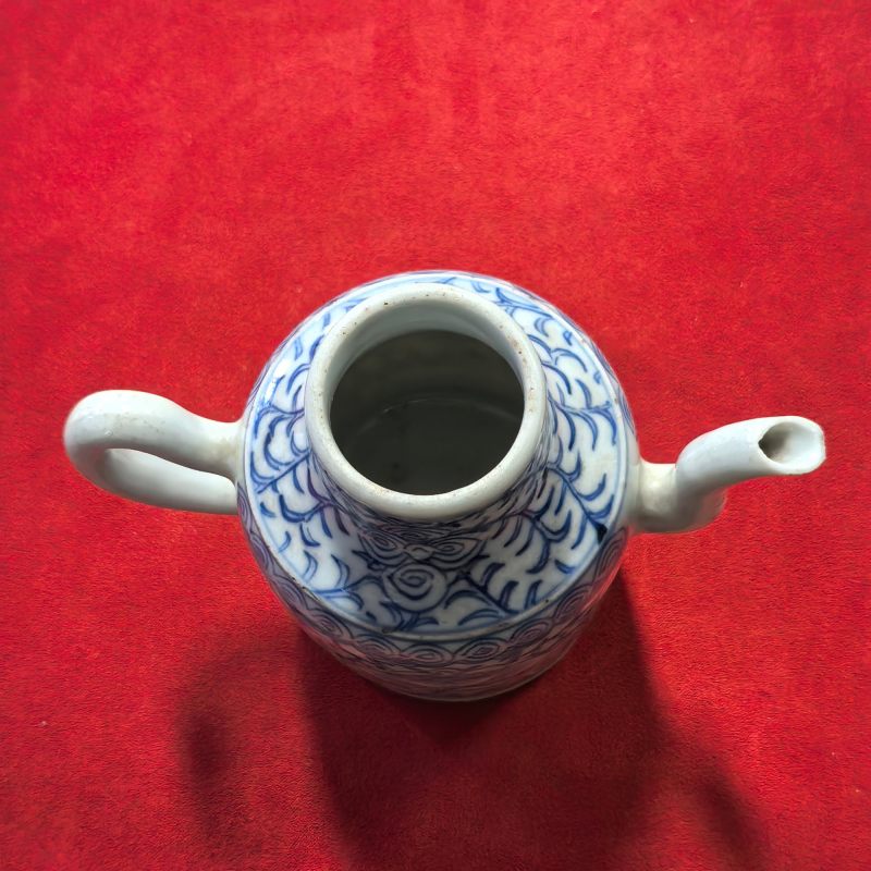 清中期 青花线描缠枝花卉纹壶 - 图8