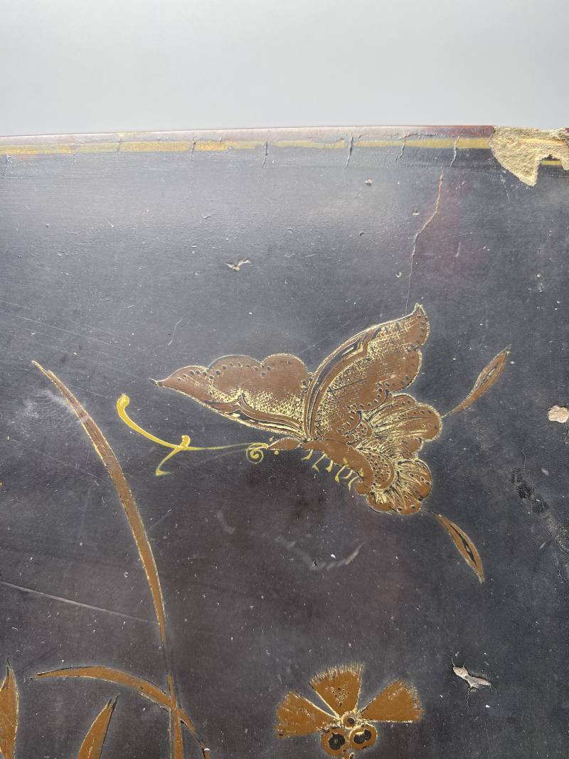 清 黑漆描金蝶恋花纹箱 - 图16