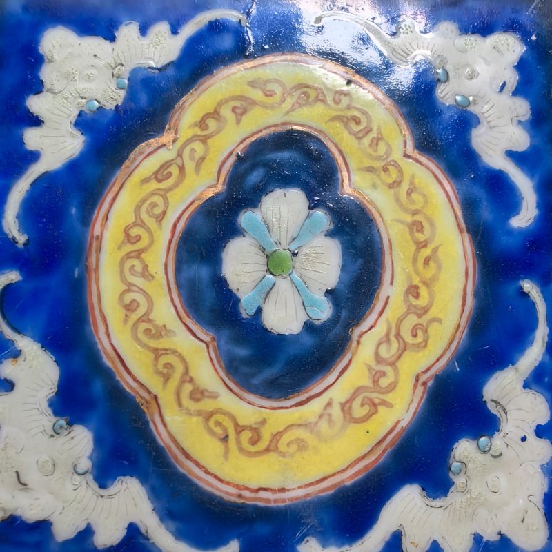 清晚期 粉彩缠枝宝象花纹书挡 - 图11