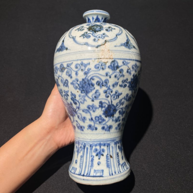 明中期 青花缠枝莲纹梅瓶 - 图3