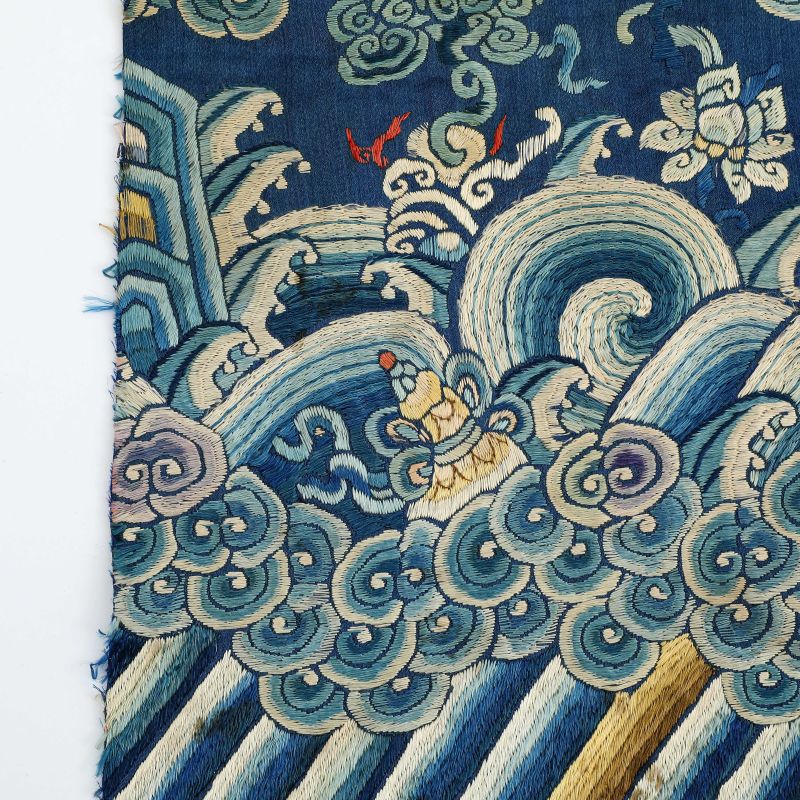 清 彩绣龙纹下摆 - 图5