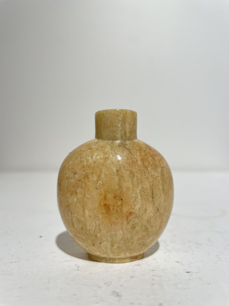 十九世紀 猛獁象牙鼻煙壺 | A MAMMOTH TOOTH SNUFF BOTTLE - 图5