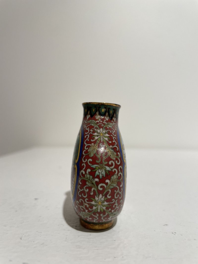 二十世紀 銅胎琺琅⌈松鶴延年⌋、⌈雙兔⌋鼻煙壺二件 | TWO CLOISONNÉ SNUFF BOTTLES - 图35