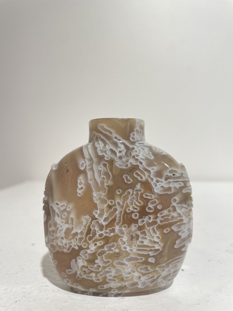 十九世紀 灯心草瑪瑙鼻煙壺 | A 'MACARONI' AGATE SNUFF BOTTLE - 图16