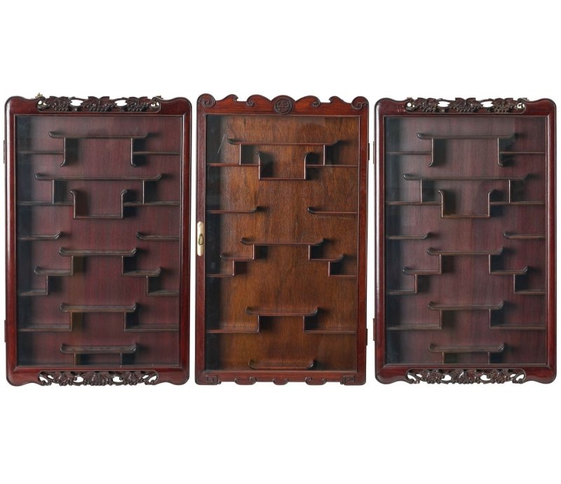 THREE ROSEWOOD AND MIXED WOOD DISPLAY CABINETS - 图5