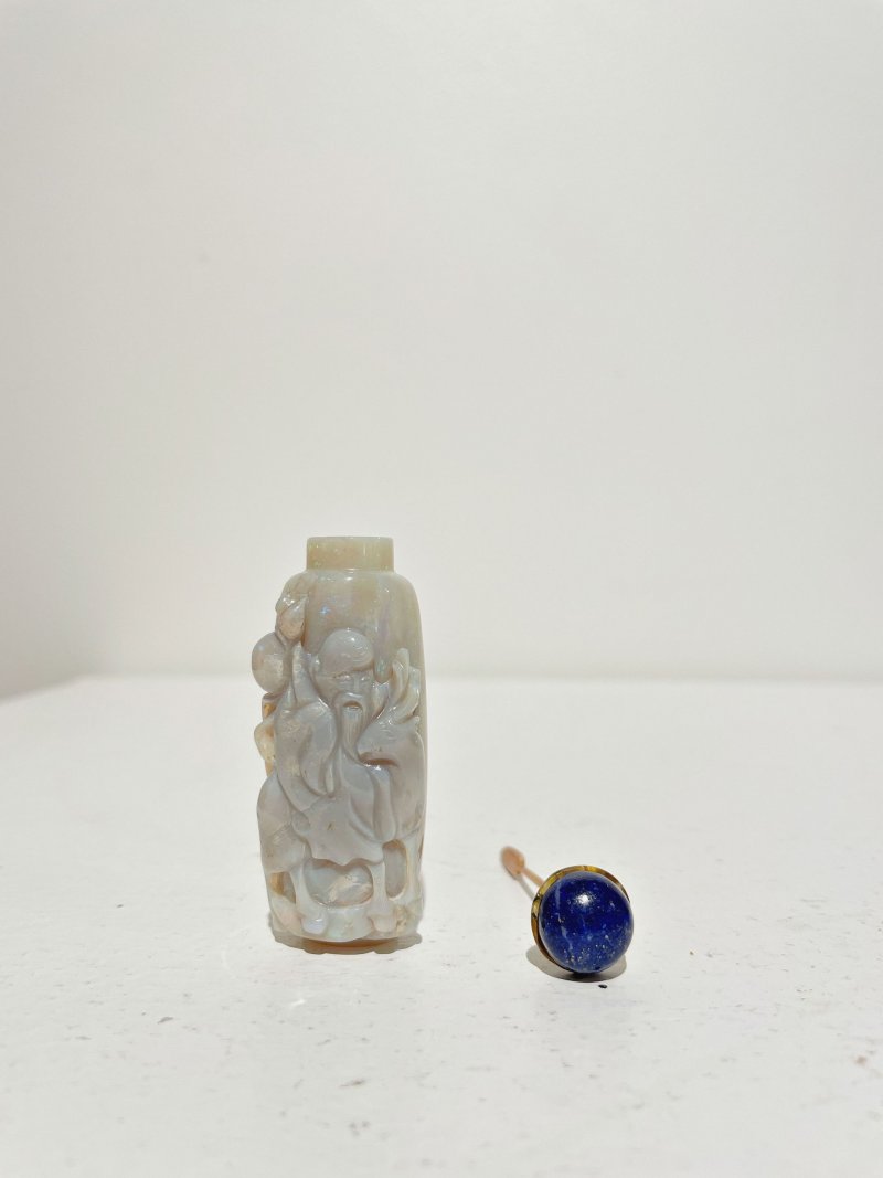 晚清至民國 螺鈿鉄拐李與鹿紋、花鳥紋鼻煙壺二件 | TWO MOTHER-OF-PEARL 'LONGEVITY' AND 'FLORAL' SNUFF BOTTLES - 图18