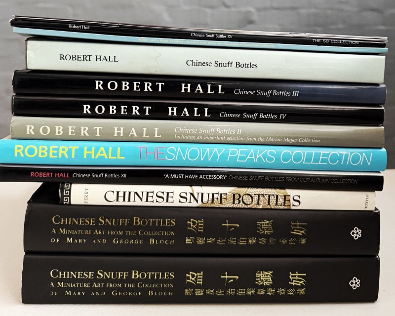 此拍品恕不設退款。 | A QUANTITY OF CHINESE SNUFF BOTTLE CATALOGUES AND REFERENCE BOOKS - 图4
