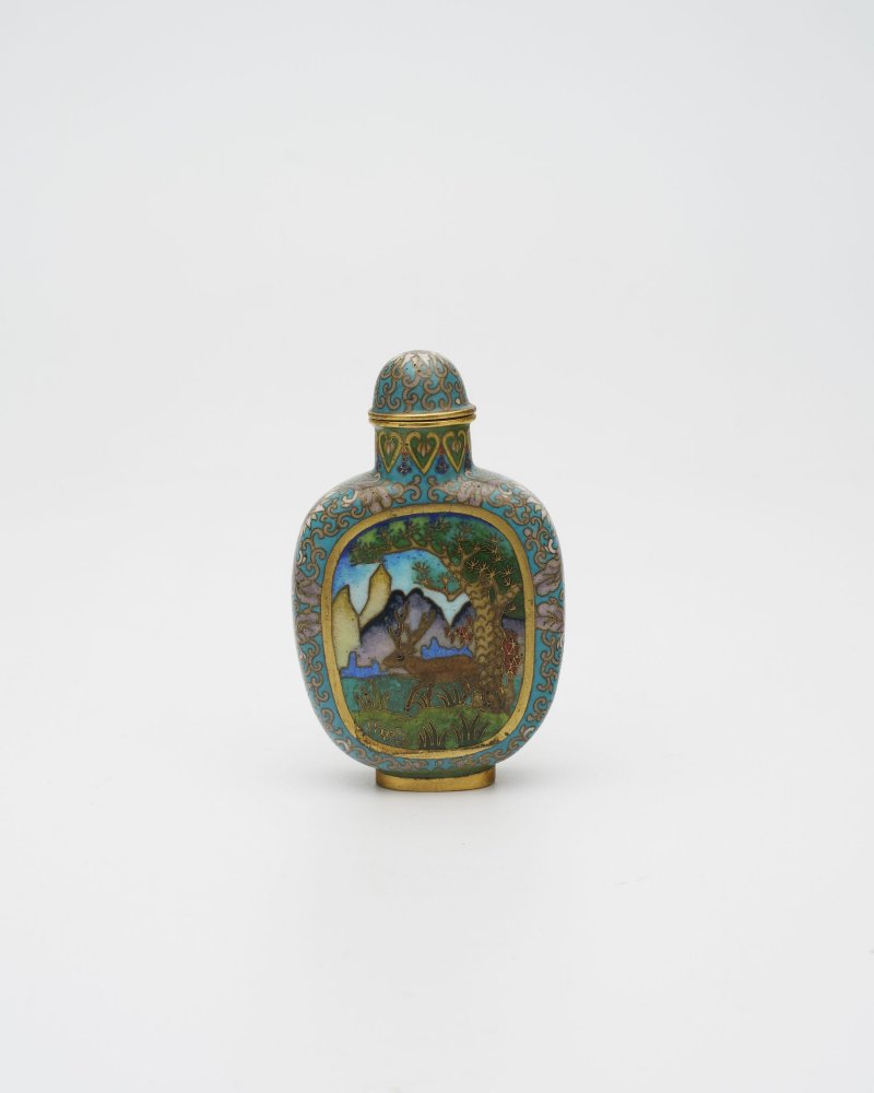 二十世紀 銅胎琺琅山水花卉鹿紋鼻煙壺 ⌈景泰藍⌋款 | A CLOISONNÉ 'DEER' SNUFF BOTTLE - 图14