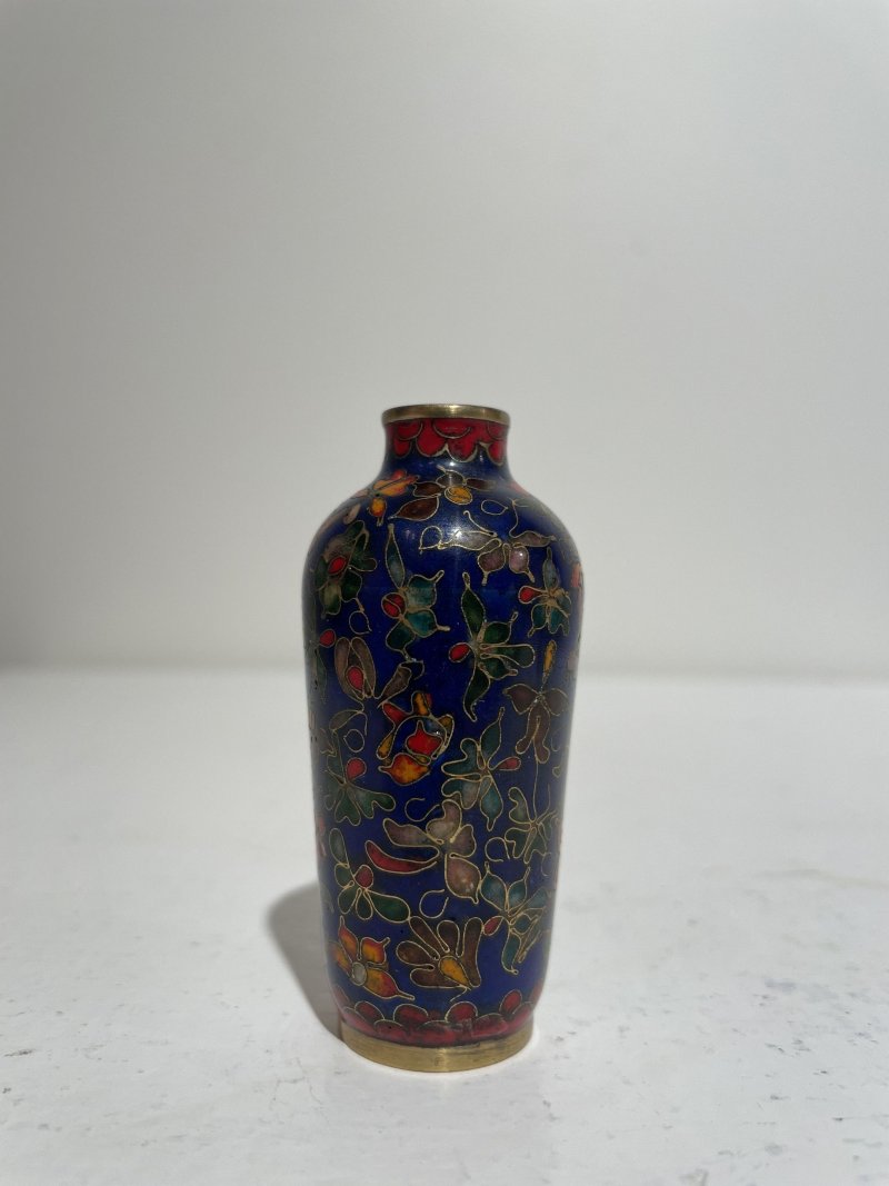 傳承： | TWO PAINTED ENAMEL, TWO CLOISONNÉ, AND A FAMILLE ROSE SNUFF BOTTLE - 图16
