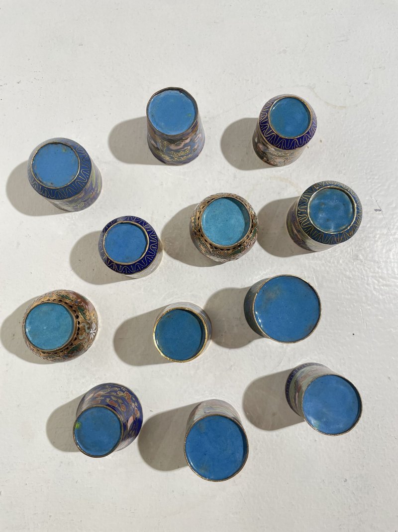 二十世紀 掐絲琺琅小杯十二件 | TWELVE SMALL CLOISONNÉ CUPS - 图14