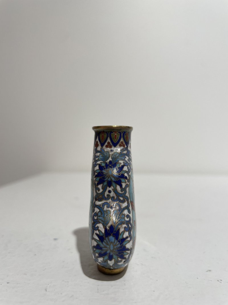 二十世紀 銅胎琺琅花卉紋鼻煙壺 ⌈景泰藍⌋款 | A CLOISONNÉ 'PLUM BLOSSOM' SNUFF BOTTLE - 图17