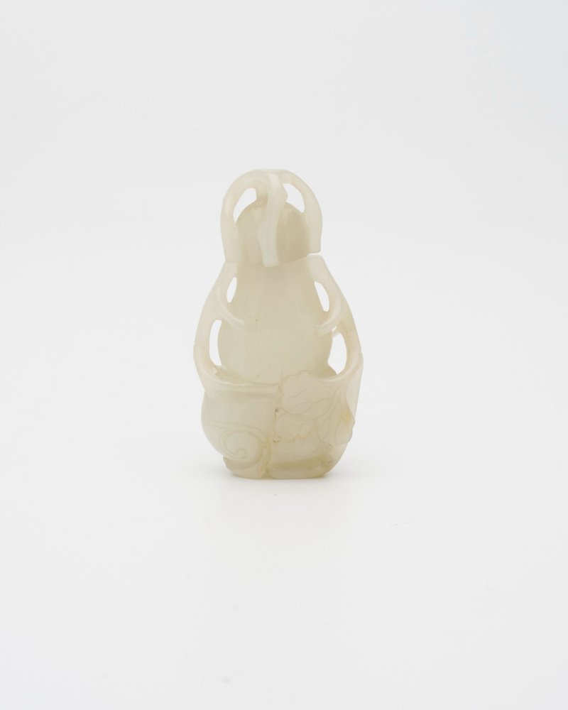 十九世紀 白玉葫蘆形鼻煙壺 | A WHITE JADE 'DOUBLE GOURD' SNUFF BOTTLE - 图12